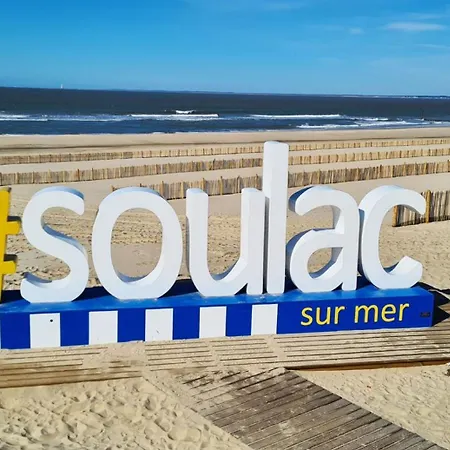 L'ocean Au Bout De La Rue Soulac-sur-Mer